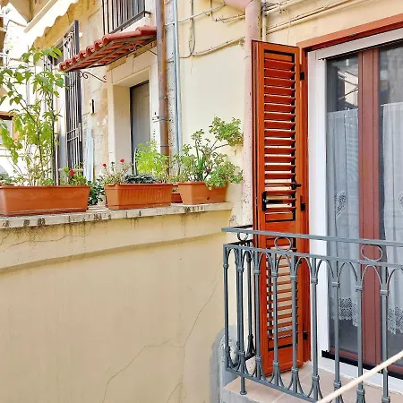 Lacorte Byfrancy * Bari